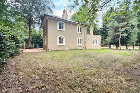 3 bedroom detached house to rent, Brookhouse, Minley Road, Fleet, GU51