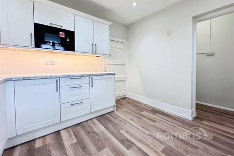 3 bedroom detached house to rent, Brookhouse, Minley Road, Fleet, GU51