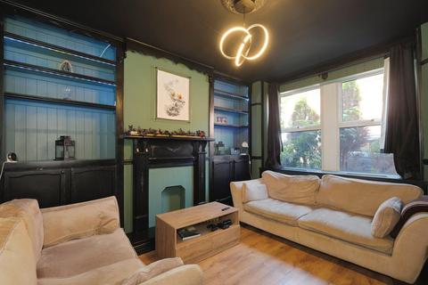 undefined, Ray Street, Heanor DE75