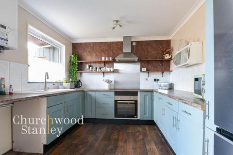 3 bedroom detached bungalow for sale, Lee Road, Harwich, CO12