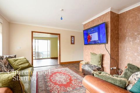 3 bedroom detached bungalow for sale, Lee Road, Harwich, CO12