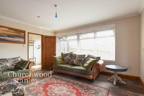 3 bedroom detached bungalow for sale, Lee Road, Harwich, CO12