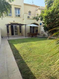 3 bedroom semi-detached house, Dubai