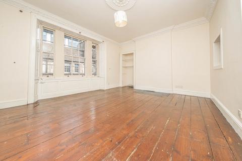 2 bedroom flat for sale, 116 (2F1) Rose Street, New Town, Edinburgh, EH2