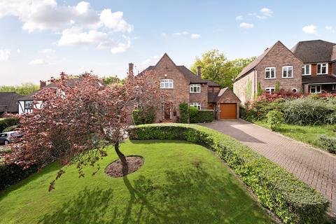 4 bedroom detached house for sale, Copse Wood Way, Northwood
