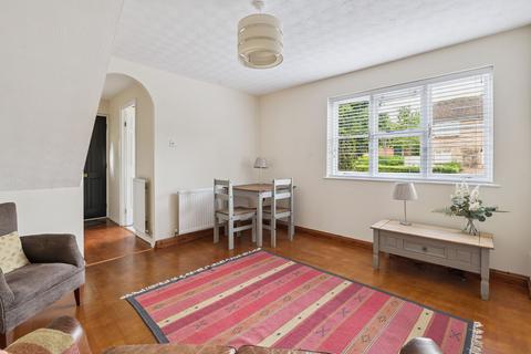 48 Hellyer Way, Bourne End, SL8 5XN
