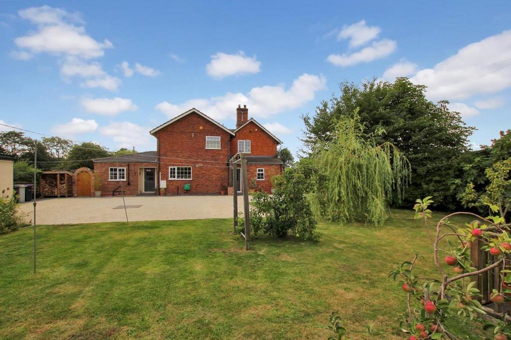Rose Cottage - Main.jpg