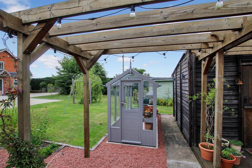 Pergola & Greenhouse - b.JPG
