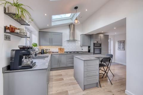 17 Grange Road, Lower Broadheath, Worcester, WR2 6QP