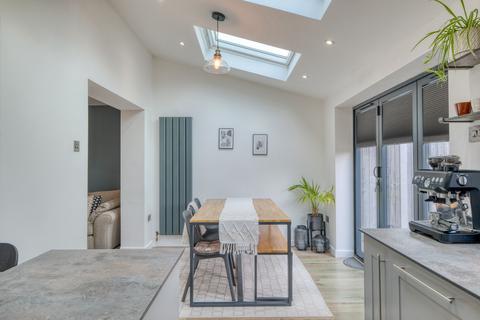 17 Grange Road, Lower Broadheath, Worcester, WR2 6QP