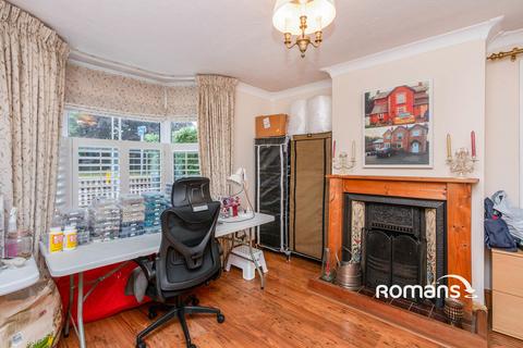 3 bedroom detached house to rent, Aldershot Road, Church Crookham, Fleet, GU52