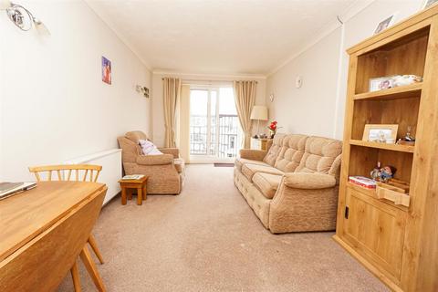1 bedroom retirement property for sale, St Helens Crescent, Hastings