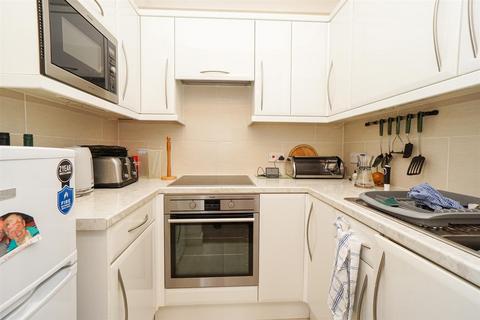 1 bedroom retirement property for sale, St Helens Crescent, Hastings
