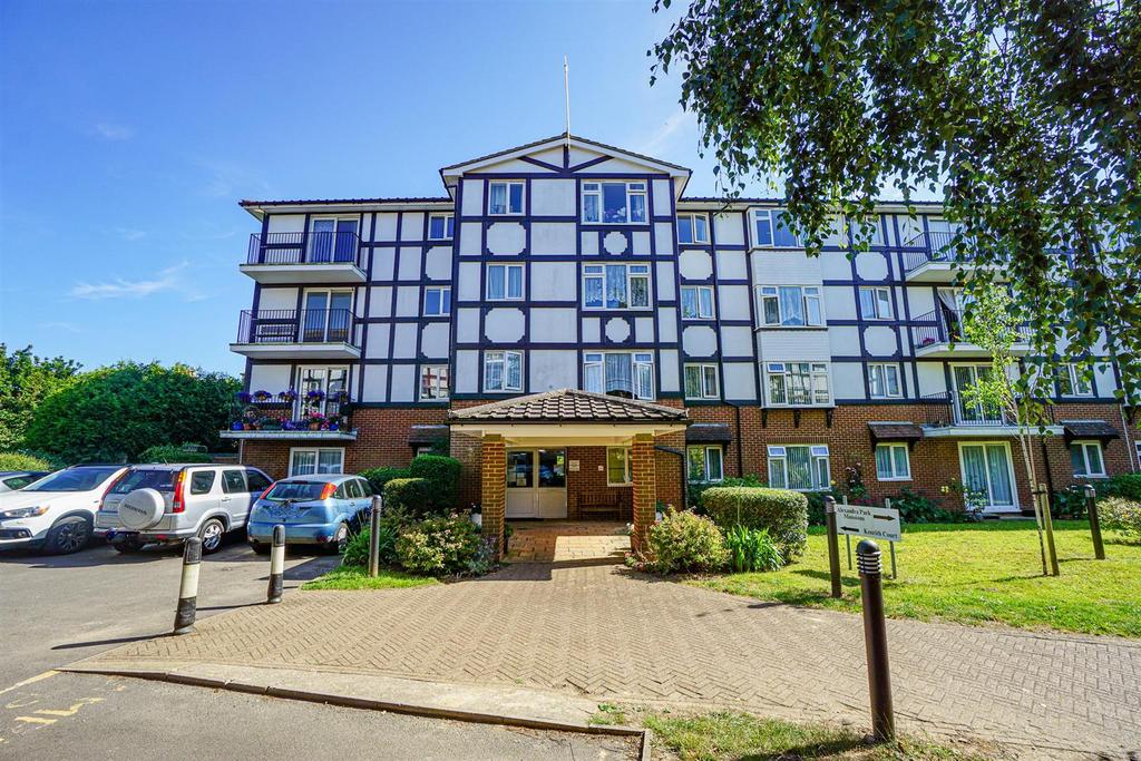 G9r Wcei Er Eq Lq2 YBGx Qz g.jpg