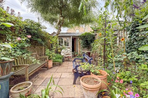 3 bedroom terraced house for sale, Ferry Path, Cambridge
