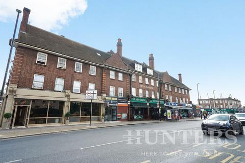 3 bedroom apartment to rent, Lordship Lane, London