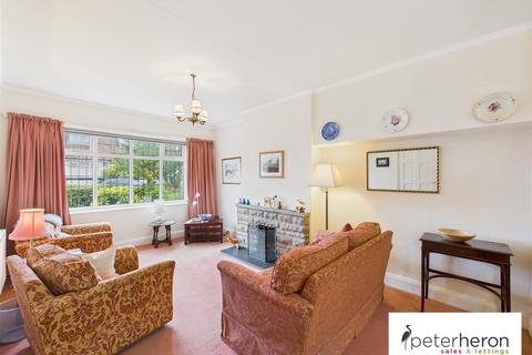 4 bedroom bungalow for sale, Clifton Road, Seaburn, Sunderland