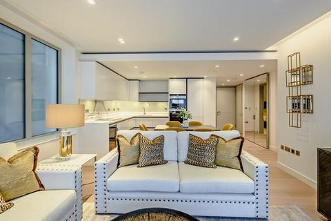 3 bedroom apartment to rent, London W2