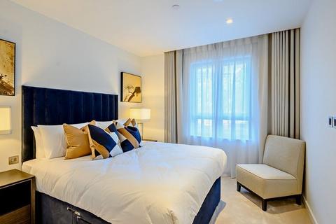 3 bedroom apartment to rent, London W2