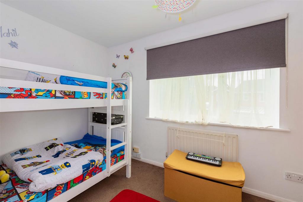 64 Richards Way-12.jpg