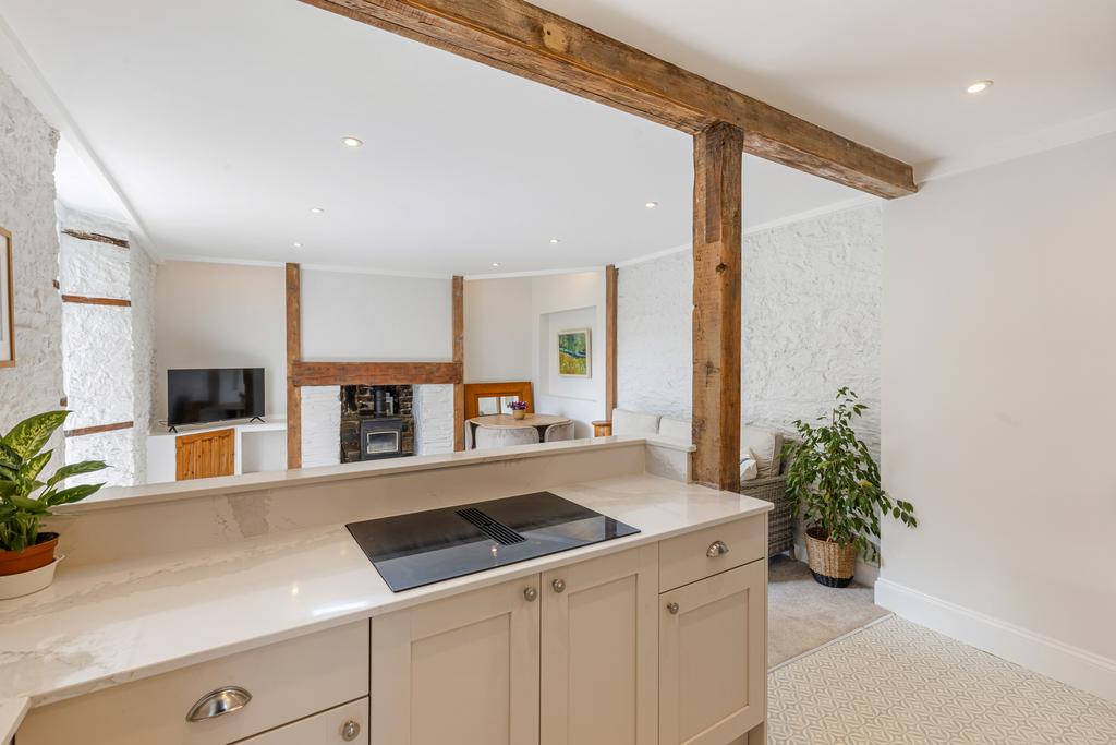 11 Open Pllan Living