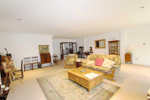 undefined, Henley Drive, Kingston Upon Thames
