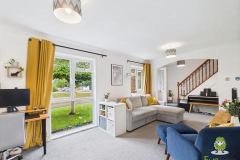 3 Dover Close, Basingstoke, RG23 8EG