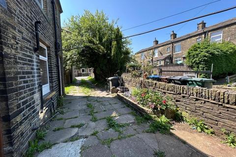 2 bedroom end of terrace house for sale, Prospect Place, Queensbury, Bradford