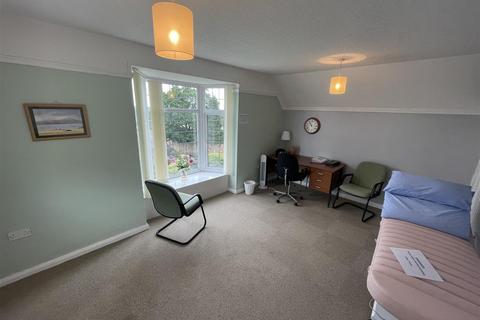 6 Ashburton Road, Prenton, CH43 8TW