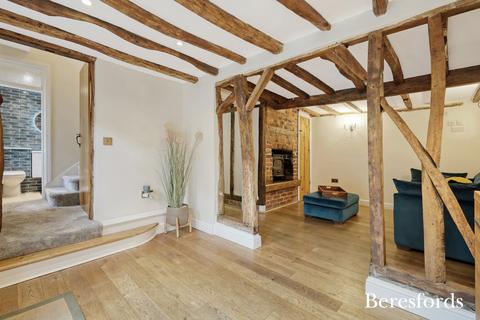 27 Mores Lane, Pilgrims Hatch, Brentwood, CM14 5RU