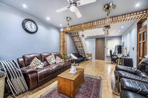 14 Oakhill Road, Sutton, SM1 3AB