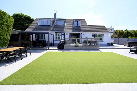4 bedroom detached house for sale, 8 Hautmont Estate, Le Mont Millais, Jersey JE2