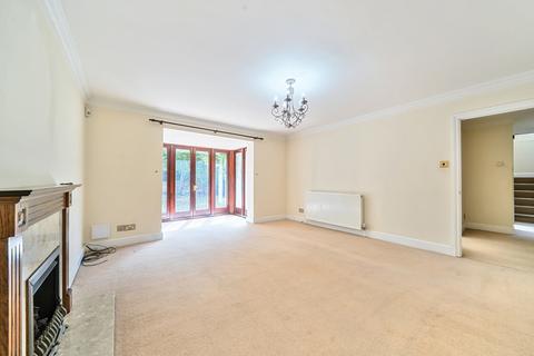 5 bedroom detached house for sale, Ducks Hill Road, Northwood