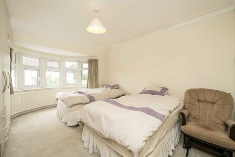 5 bedroom semi-detached house for sale, Wentworth Park, London N3