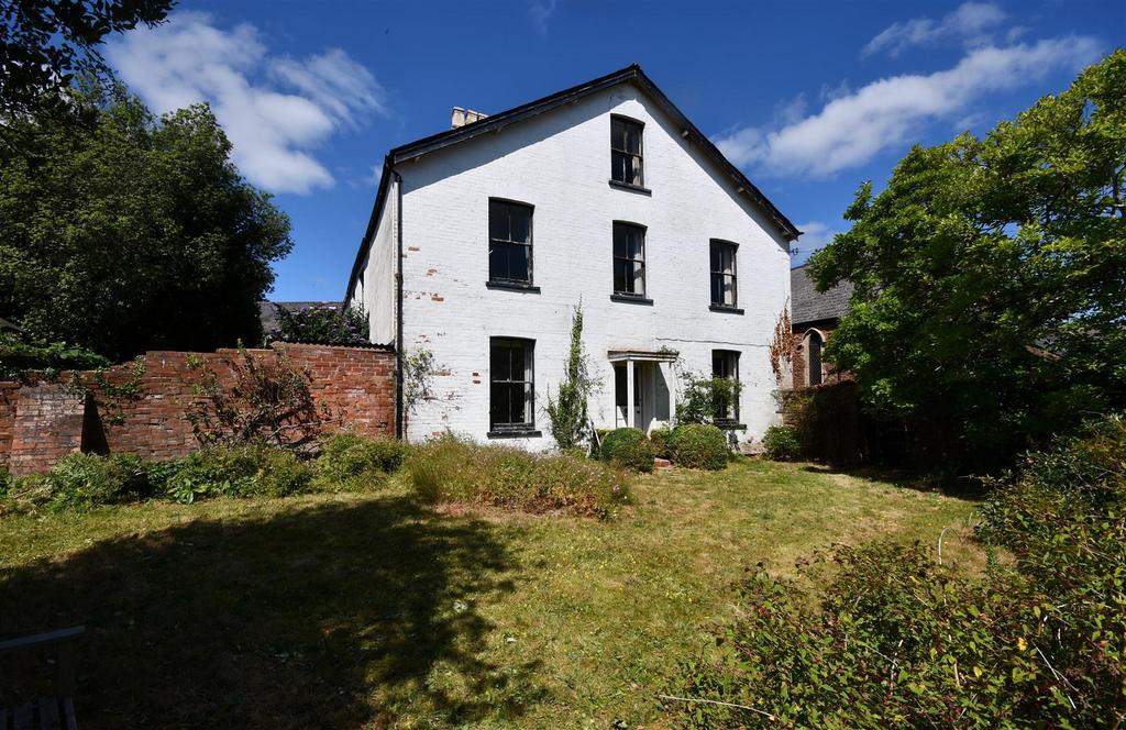 Deans Cottage