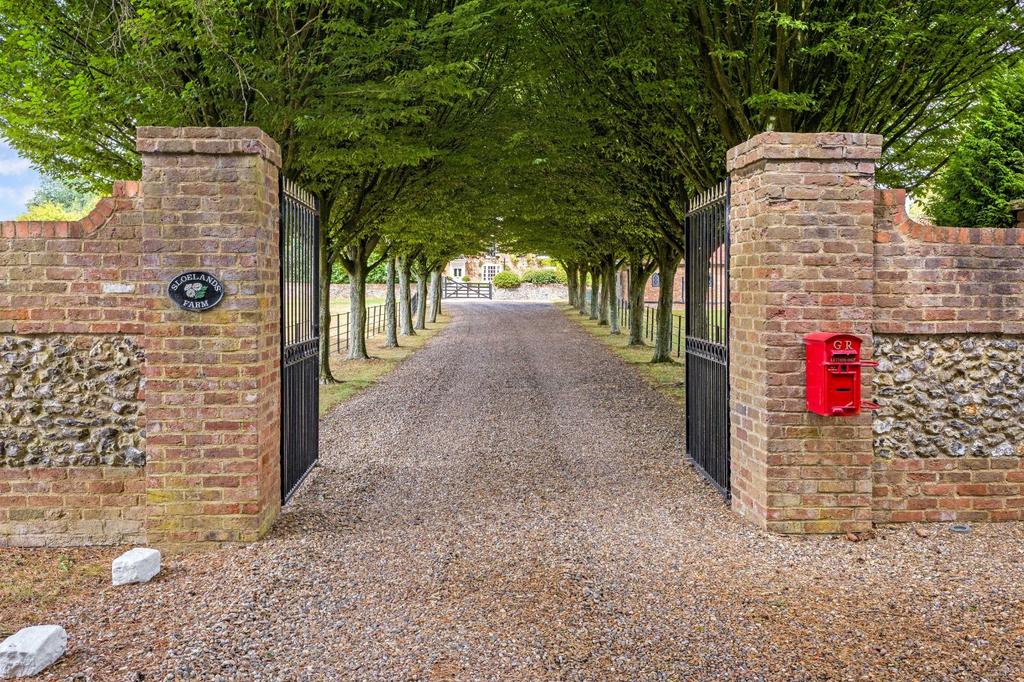 Driveway Entrance