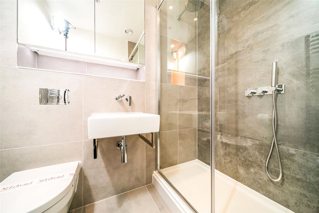 Apartment in Reading, Green Park Village, Southcote - View 6