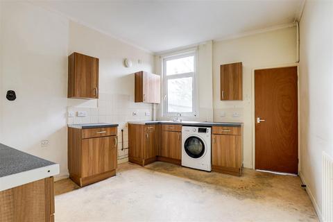 2 bedroom end of terrace house for sale, Bulwell Lane, Basford NG6
