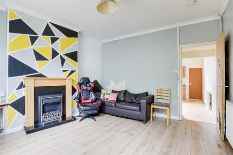 2 bedroom end of terrace house for sale, Bulwell Lane, Basford NG6