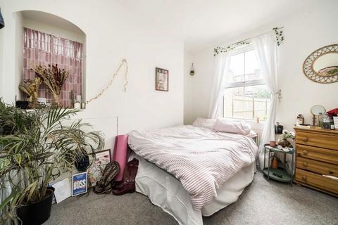 20 Milford Road, London, W13 9HZ