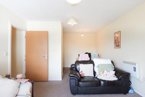 2 bedroom flat for sale, Stretford Road, Manchester M15