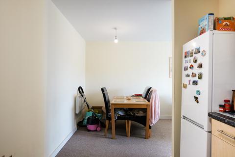 2 bedroom flat for sale, Stretford Road, Manchester M15