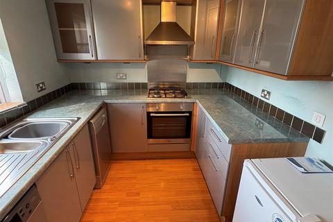 2 bedroom apartment for sale, Glenroyd Avenue, Odsal BD6