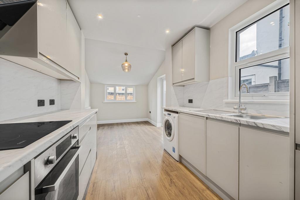 Kitchen/Dining