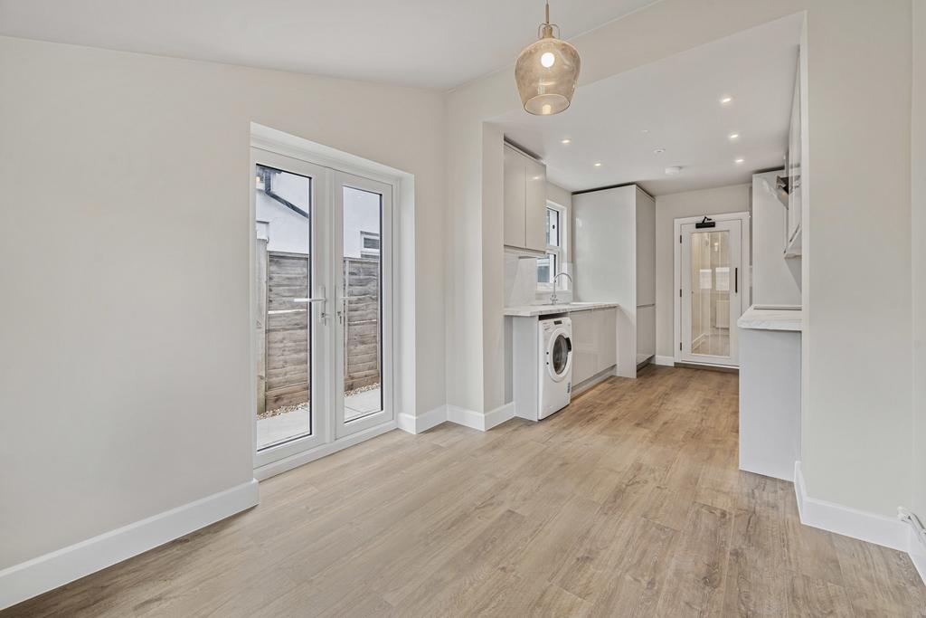 Kitchen/Dining