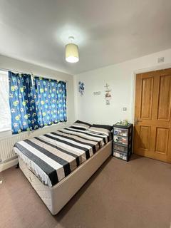 2 Manse Close, Harlington, Hayes, UB3 5ED