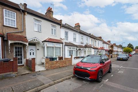 Stirling Road, London E17