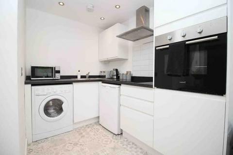 1 bedroom apartment to rent, Mumbles Rd, Swansea