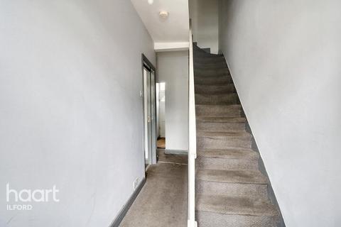 undefined, Oaklands Park Avenue, Ilford