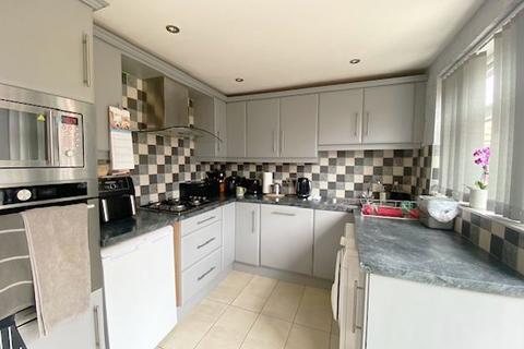 3 bedroom semi-detached house for sale, Elgin Avenue, Ashton-in-Makerfield, Wigan, WN4 0RH